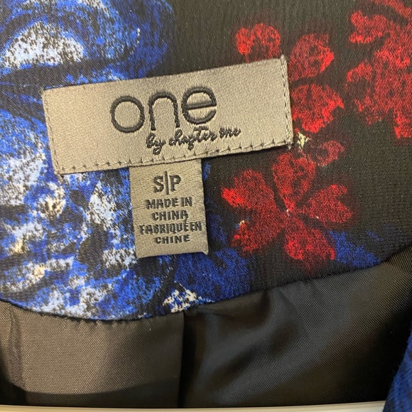 Blazer - Picture 2 of 2